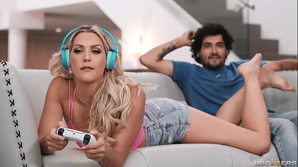 Gamer Girl Goes For The Better Dick.Savvy Suxx / Brazzers  / stream full from www.zzfull.com/gami